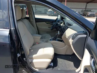2017 Nissan Rogue S with VIN JN8AT2MV1HW003855, listed as a IAAI auction lot 42431901 with 98,400 mi miles and . Bid and sale history available at DreamBid. Image 5.