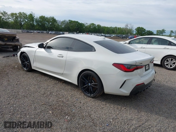 2021 BMW 4 Series 430i xDrive z VIN WBA73AP05MCG14970, wystawiony jako IAAI lot #42335790 z przebiegiem 69 926 mil mil oraz . Historia ofert i sprzedaży dostępna na DreamBid. Obrazek 3.