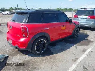 2012 MINI Countryman S z VIN WMWZC3C55CWM27826, wystawiony jako IAAI lot #42065318 z przebiegiem 120 852 mil mil oraz . Historia ofert i sprzedaży dostępna na DreamBid. Obrazek 4.