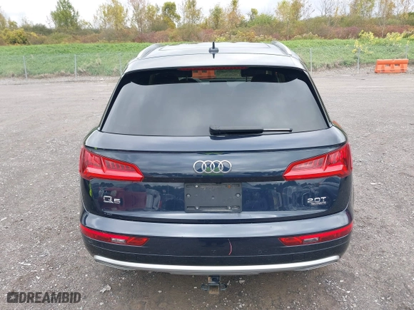 2018 Audi Q5 Premium Plus with VIN WA1BNAFY3J2095957, listed as a IAAI auction lot 40531503 with 64,195 mi miles. Bid and sale history available at carsss.com. Image 17.