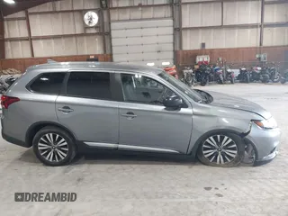 2020 Mitsubishi Outlander ES с VIN JA4AZ3A35LZ021571, выставлен на аукционе IAAI как лот 42523117 с пробегом 93 856 миль миль и . История ставок и продаж доступна на DreamBid. Изображение 13.
