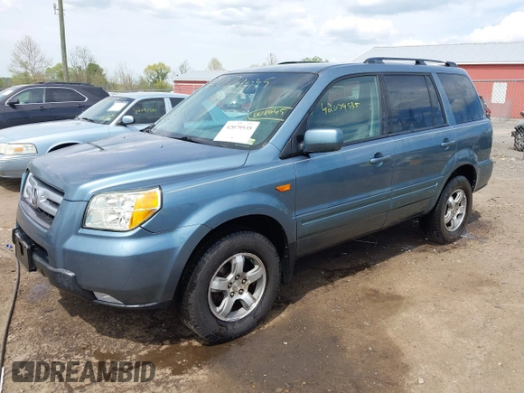 2007 Honda Pilot EX with VIN 5FNYF18447B008645, listed as a IAAI auction lot 42079535 with 233,187 mi miles. Bid and sale history available at carsss.com. Image 17.