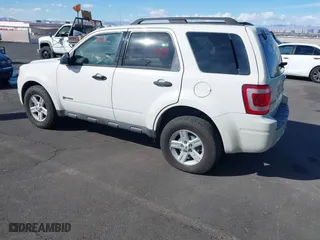 2009 Ford Escape Hybrid with VIN 1FMCU49349KA19086, listed as a IAAI auction lot 41704934 with 91,047 mi miles. Bid and sale history available at carsss.com. Image 3.