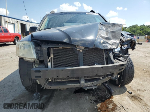 2011 Mitsubishi Endeavor LS with VIN 4A4JN2AS2BE025871, listed as a Copart auction lot 60868064 with 196,440 mi miles and Salvage Title. Bid and sale history available at carsss.com. Image 5.