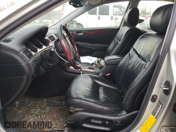2003 Lexus ES 300 with VIN JTHBF30G030137254, listed as a Copart auction lot 46828375 with 228,627 mi miles and Salvage Title. Bid and sale history available at DreamBid. Image 7.