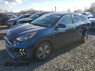 2022 Kia Niro LXS SE with VIN KNDCB3LC7N5533973, listed as a Copart auction lot 84605624 with 38,797 mi miles and Salvage Title. Bid and sale history available at carsss.com. Image 1.