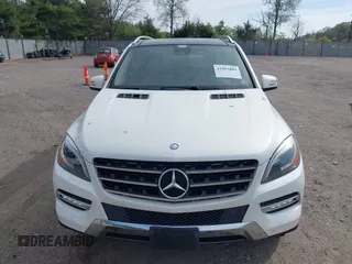 2013 Mercedes-Benz M 350 with VIN 4JGDA5HB8DA162911, listed as a IAAI auction lot 42093884 with 56,177 mi miles and . Bid and sale history available at DreamBid. Image 13.