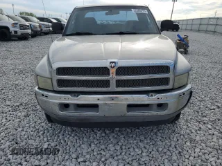 2001 Dodge 1500 z VIN 3B7HF13Z11G165621, wystawiony jako Copart lot #52585255 z przebiegiem 232 673 mil mil oraz Szkoda całkowita • Salvage title. Historia ofert i sprzedaży dostępna na DreamBid. Obrazek 5.