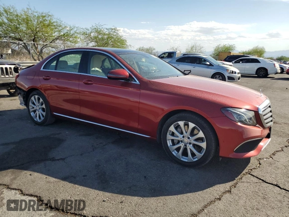 2017 Mercedes-Benz E 300 Luxury z VIN WDDZF4JB6HA070370, wystawiony jako Copart lot #58435175 z przebiegiem 52 034 mil mil oraz Szkoda całkowita • Salvage title. Historia ofert i sprzedaży dostępna na DreamBid. Obrazek 4.