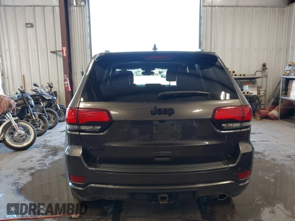 2020 Jeep Grand Cherokee Laredo z VIN 1C4RJFAG9LC325526, wystawiony jako IAAI lot #42609824 z przebiegiem 44 457 mil mil oraz . Historia ofert i sprzedaży dostępna na DreamBid. Obrazek 16.