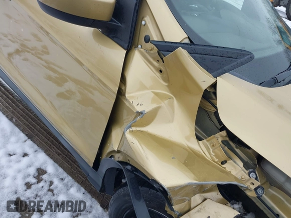 2014 Ford Escape SE with VIN 1FMCU9GX4EUE01300, listed as a IAAI auction lot 41674134 with 136,192 mi miles. Bid and sale history available at carsss.com. Image 18.