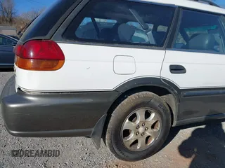 1998 Subaru Legacy Outback с VIN 4S3BG6858W7656504, выставлен на аукционе IAAI как лот 41819745 с пробегом 312 390 миль миль и . История ставок и продаж доступна на DreamBid. Изображение 15.