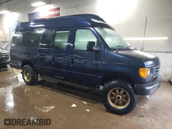 2003 Ford Econoline Passenger XL с VIN 1FBSS31L03HA96493, выставлен на аукционе Copart как лот 43443355 с пробегом 196 245 миль миль и Списание • Salvage title. История ставок и продаж доступна на DreamBid. Изображение 4.