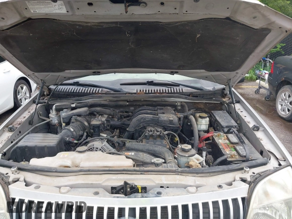 2007 Mercury Mountaineer with VIN 4M2EU47E37UJ20293, listed as a IAAI auction lot 42815817 with 167,391 mi miles and . Bid and sale history available at DreamBid. Image 10.
