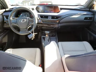 2020 Lexus UX with VIN JTHP9JBH4L2021390, listed as a Copart auction lot 40496333 with 20,694 mi miles. Bid and sale history available at carsss.com. Image 8.