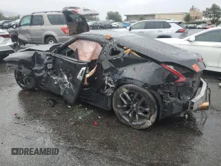 2017 Nissan 370Z z VIN JN1AZ4EH7HM952775, wystawiony jako Copart lot #81940704 z przebiegiem Nie podano mil oraz Szkoda całkowita • Salvage title. Historia ofert i sprzedaży dostępna na DreamBid. Obrazek 2.