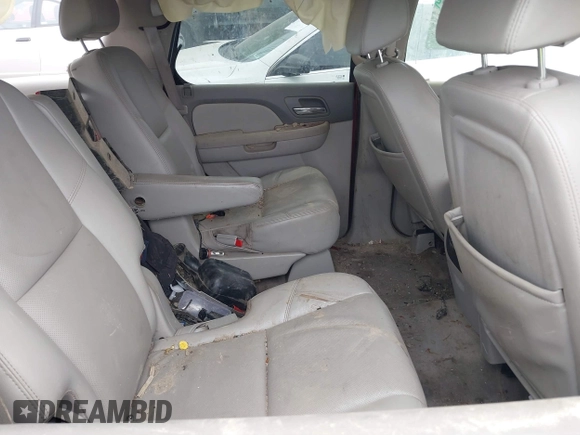 2009 Chevrolet Tahoe LTZ with VIN 1GNFK33039J120407, listed as a IAAI auction lot 39586085 with 247,429 mi miles and . Bid and sale history available at DreamBid. Image 8.