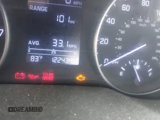 2017 Hyundai Elantra SE z VIN 5NPD84LF7HH119468, wystawiony jako IAAI lot #42060414 z przebiegiem 122 434 mil mil oraz . Historia ofert i sprzedaży dostępna na DreamBid. Obrazek 7.