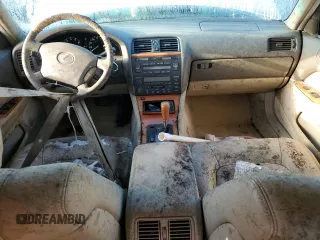 2000 Lexus LS 400 z VIN JT8BH28F0Y0175297, wystawiony jako Copart lot #75230834 z przebiegiem 293 851 mil mil oraz Szkoda całkowita • Salvage title. Historia ofert i sprzedaży dostępna na DreamBid. Obrazek 8.