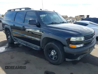 2003 Chevrolet Suburban LT z VIN 3GNFK16Z63G138682, wystawiony jako IAAI lot #41450353 z przebiegiem 164 897 mil mil oraz . Historia ofert i sprzedaży dostępna na DreamBid. Obrazek 1.