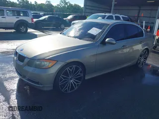 2008 BMW 3 Series 335xi z VIN WBAVD535X8A284478, wystawiony jako IAAI lot #42234123 z przebiegiem 225 165 mil mil oraz . Historia ofert i sprzedaży dostępna na DreamBid. Obrazek 2.