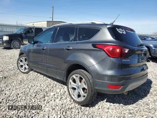 2019 Ford Escape Titanium with VIN 1FMCU9J90KUA00316, listed as a Copart auction lot 45917075 with 84,331 mi miles and Salvage Title. Bid and sale history available at carsss.com. Image 2.