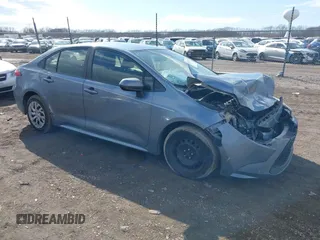2020 Toyota Corolla LE with VIN JTDEPRAEXLJ026488, listed as a IAAI auction lot 41678973 with 136,982 mi miles. Bid and sale history available at carsss.com. Image 1.
