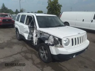 2016 Jeep Patriot High Altitude Edition with VIN 1C4NJRFBXGD581414, listed as a IAAI auction lot 40207301 with 116,826 mi miles. Bid and sale history available at carsss.com. Image 1.
