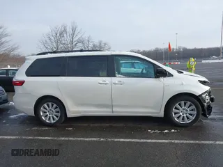 2017 Toyota Sienna XLE with VIN 5TDDZ3DC3HS167636, listed as a IAAI auction lot 41486242 with 72,373 mi miles and . Bid and sale history available at DreamBid. Image 13.