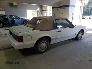 1993 Ford Mustang с VIN 1FACP44M2PF125589, выставлен на аукционе Copart как лот 75556214 с пробегом 46 567 миль миль и Чистый • Clean title. История ставок и продаж доступна на DreamBid. Изображение 3.