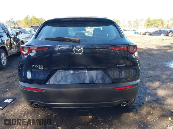 2024 Mazda CX-30 S z VIN 3MVDMBAM8RM634233, wystawiony jako IAAI lot #41820443 z przebiegiem 8 540 mil mil oraz . Historia ofert i sprzedaży dostępna na DreamBid. Obrazek 16.