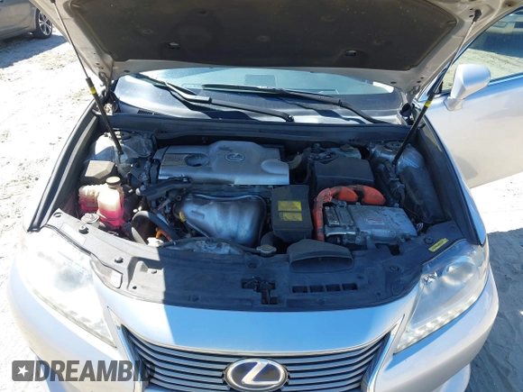 2013 Lexus ES 300h Hybrid with VIN JTHBW1GG1D2004549, listed as a IAAI auction lot 41660519 with 240,391 mi miles. Bid and sale history available at carsss.com. Image 10.