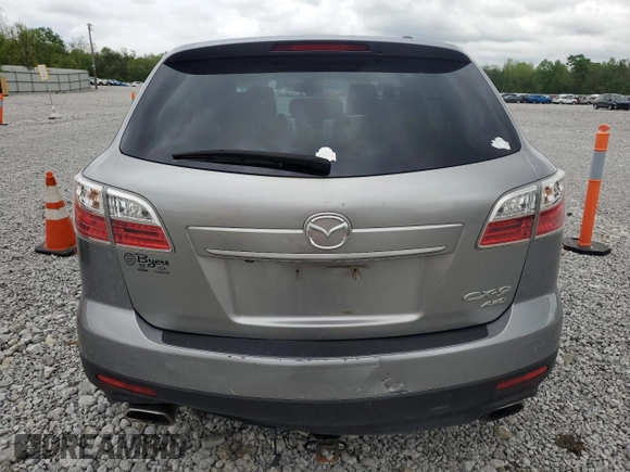 2010 Mazda CX-9 Grand Touring z VIN JM3TB3MA5A0219220, wystawiony jako Copart lot #56829425 z przebiegiem 196 016 mil mil oraz Szkoda całkowita • Salvage title. Historia ofert i sprzedaży dostępna na DreamBid. Obrazek 6.