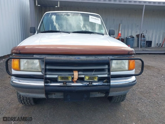 1993 Ford Ranger Splash with VIN 1FTDR15XXPPA92156, listed as a IAAI auction lot 42046287 with 261,220 mi miles. Bid and sale history available at carsss.com. Image 6.