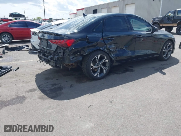 2022 Audi A3 Premium Plus z VIN WAUHUDGY7NA035370, wystawiony jako IAAI lot #42057595 z przebiegiem 47 227 mil mil oraz . Historia ofert i sprzedaży dostępna na DreamBid. Obrazek 4.