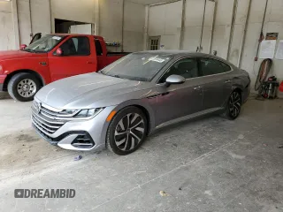 2021 Volkswagen Arteon SEL R-Line с VIN WVWHR7ANXME004450, выставлен на аукционе Copart как лот 62593443 с пробегом 8 900 миль миль и . История ставок и продаж доступна на DreamBid. Изображение 1.