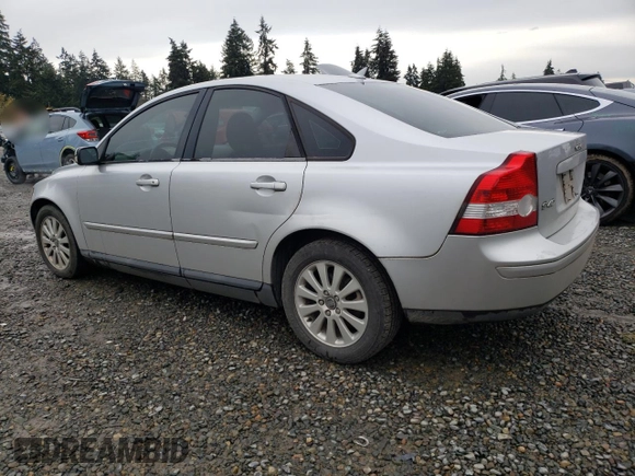 2004 Volvo S40 z VIN YV1MS382242015462, wystawiony jako Copart lot #80990264 z przebiegiem 193 137 mil mil oraz Czysty tytuł • Clean title. Historia ofert i sprzedaży dostępna na DreamBid. Obrazek 2.