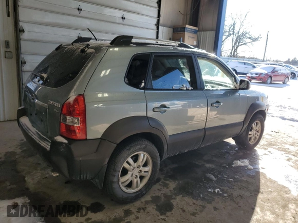 2007 Hyundai Tucson SE with VIN KM8JN12D87U574775, listed as a Copart auction lot 88897225 with 110,598 mi miles and Salvage Title. Bid and sale history available at carsss.com. Image 3.