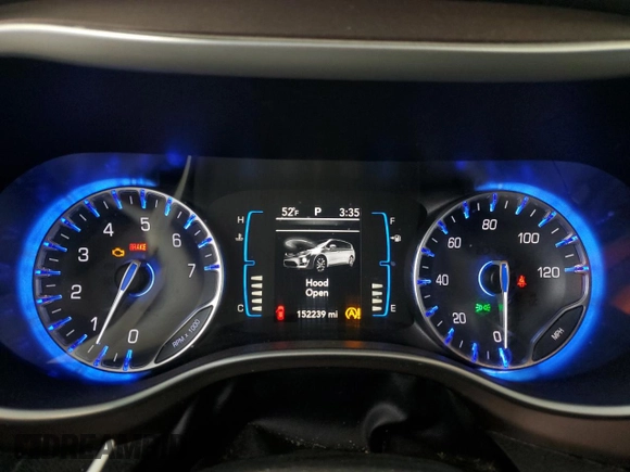 2017 Chrysler Pacifica Touring L with VIN 2C4RC1BG2HR752220, listed as a Copart auction lot 52974835 with 152,239 mi miles and Salvage Title. Bid and sale history available at DreamBid. Image 9.
