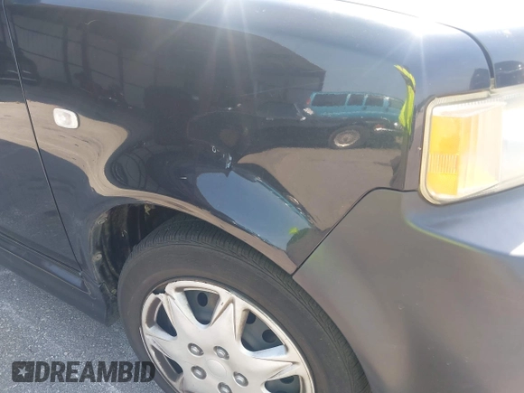 2006 Scion xB z VIN JTLKT324464090213, wystawiony jako IAAI lot #42306140 z przebiegiem 223 224 mil mil oraz . Historia ofert i sprzedaży dostępna na DreamBid. Obrazek 13.