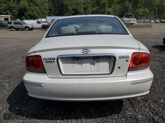 2004 Hyundai Sonata GLS with VIN KMHWF35H94A956887, listed as a Copart auction lot 71002324 with 117,914 mi miles and Salvage Title. Bid and sale history available at carsss.com. Image 6.