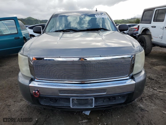2009 Chevrolet Silverado 1500 LT with VIN 1GCEK29029Z114797, listed as a Copart auction lot 51542175 with 307,799 mi miles and Salvage Title. Bid and sale history available at carsss.com. Image 5.
