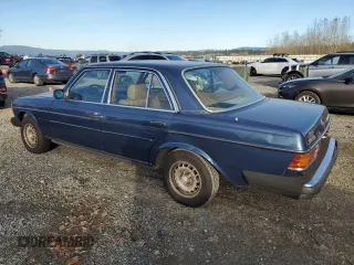 1983 Mercedes-Benz 300 300D-T with VIN WDBAB33A6DB024042, listed as a Copart auction lot 79846584 with 162,503 mi miles and Salvage Title. Bid and sale history available at carsss.com. Image 2.