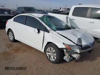 2012 Honda Civic LX z VIN 2HGFB2F51CH592514, wystawiony jako IAAI lot #41922708 z przebiegiem 130 128 mil mil oraz . Historia ofert i sprzedaży dostępna na DreamBid. Obrazek 1.
