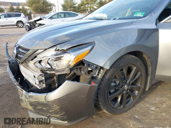2018 Nissan Altima SV with VIN 1N4AL3APXJC296000, listed as a IAAI auction lot 41136829 with 53,975 mi miles and . Bid and sale history available at carsss.com. Image 17.