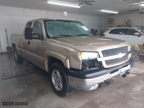 2005 Chevrolet Silverado 1500 Z71 with VIN 1GCEK19Z25Z319622, listed as a IAAI auction lot 41315798 with 141,549 mi miles. Bid and sale history available at carsss.com. Image 1.