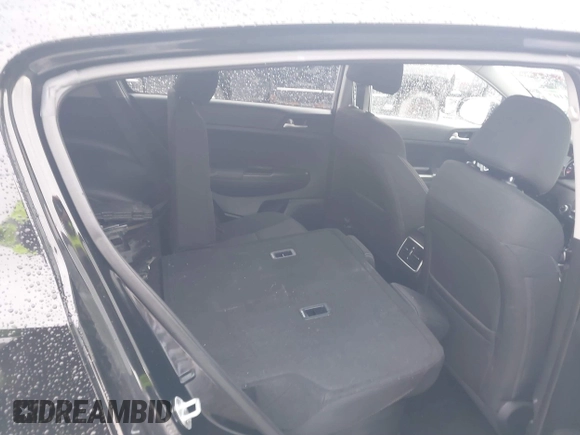 2017 Kia Sportage LX with VIN KNDPMCAC9H7187268, listed as a IAAI auction lot 41631107 with 107,135 mi miles and . Bid and sale history available at carsss.com. Image 8.