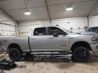 2022 Ram 2500 Big Horn with VIN 3C6UR5DJ7NG216185, listed as a IAAI auction lot 41271076 with 35,683 mi miles. Bid and sale history available at carsss.com. Image 14.