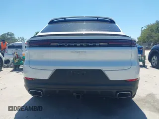 2024 Porsche Cayenne with VIN WP1BA2AY3RDA49140, listed as a IAAI auction lot 42043764 with 13,707 mi miles and . Bid and sale history available at DreamBid. Image 17.