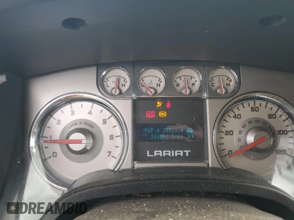 2009 Ford F-150 XL z VIN 1FTPW14V99FA49555, wystawiony jako Copart lot #57954025 z przebiegiem 246 552 mil mil oraz Szkoda całkowita • Salvage title. Historia ofert i sprzedaży dostępna na DreamBid. Obrazek 9.